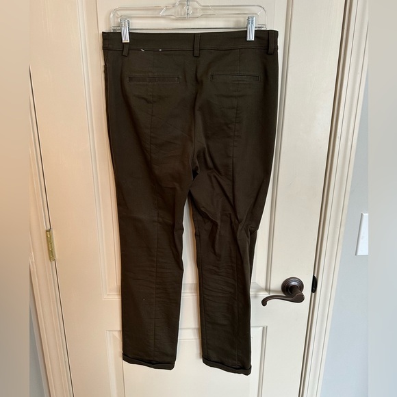 Women’s Express Olive Green Stretch Straight Leg Dress Pant Size 8R Business - Picture 2 of 7